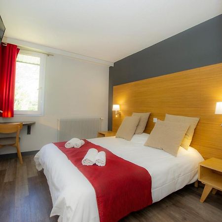 Village Vacances De Marc Auzat Exterior photo