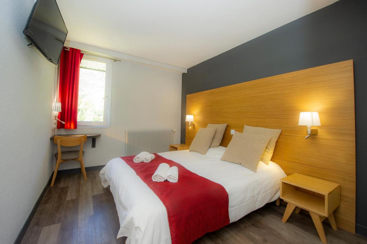 Village Vacances De Marc Auzat Exterior photo