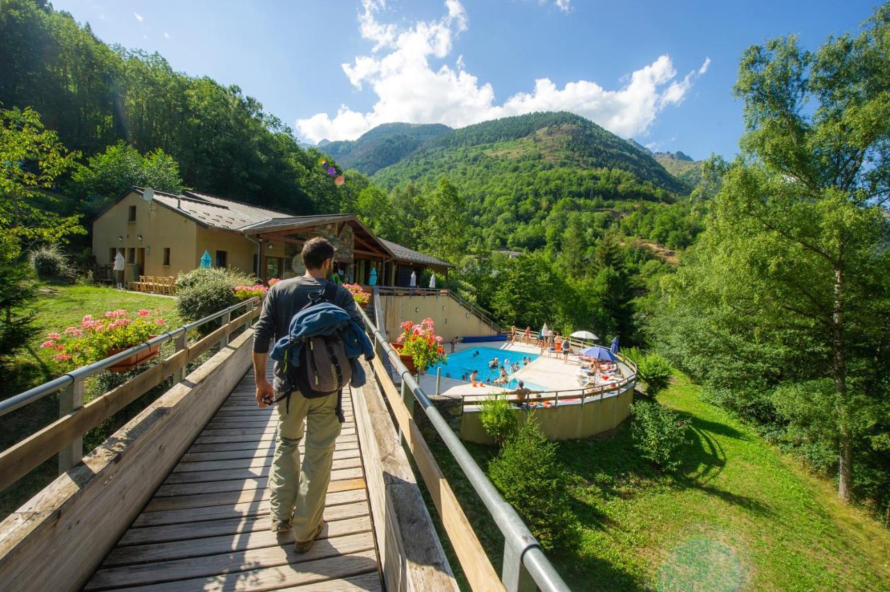 Village Vacances De Marc Auzat Exterior photo