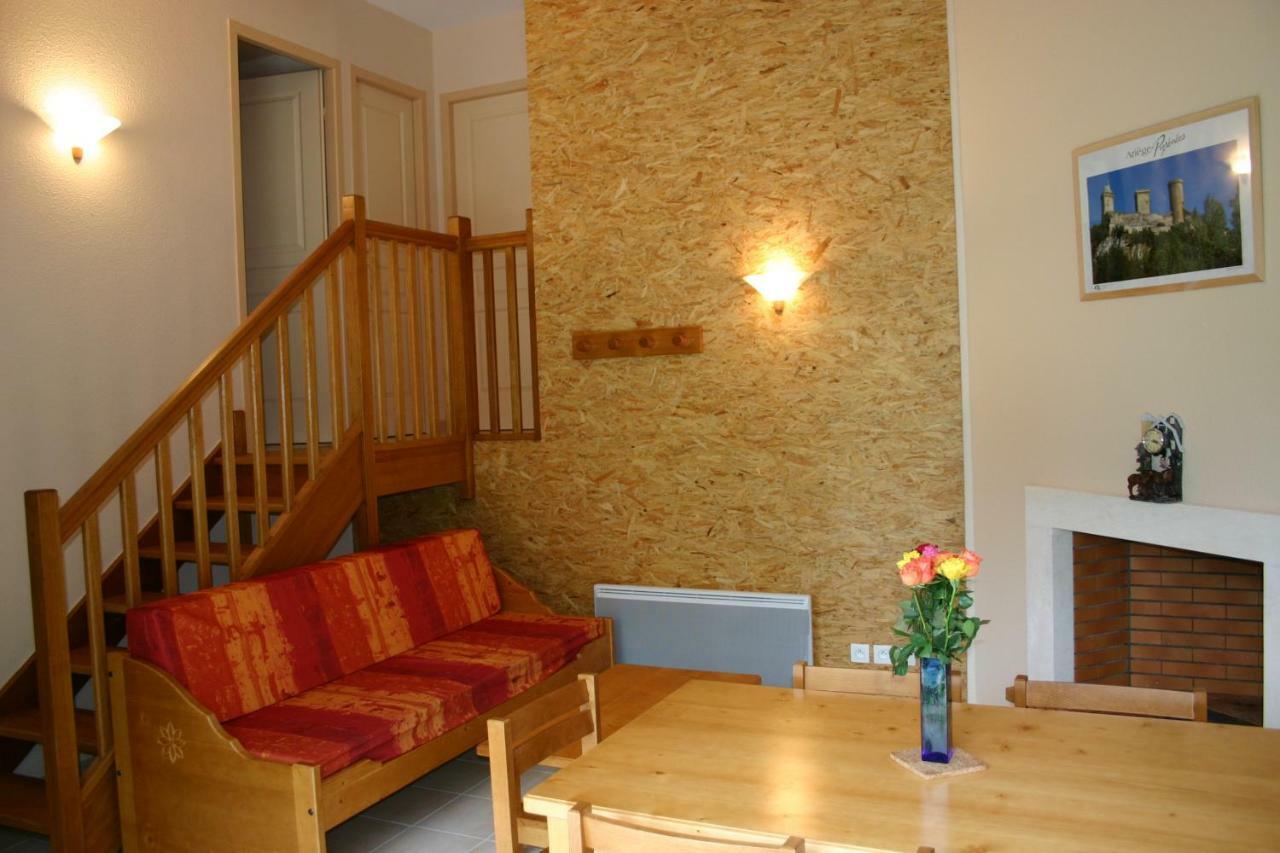 Village Vacances De Marc Auzat Exterior photo